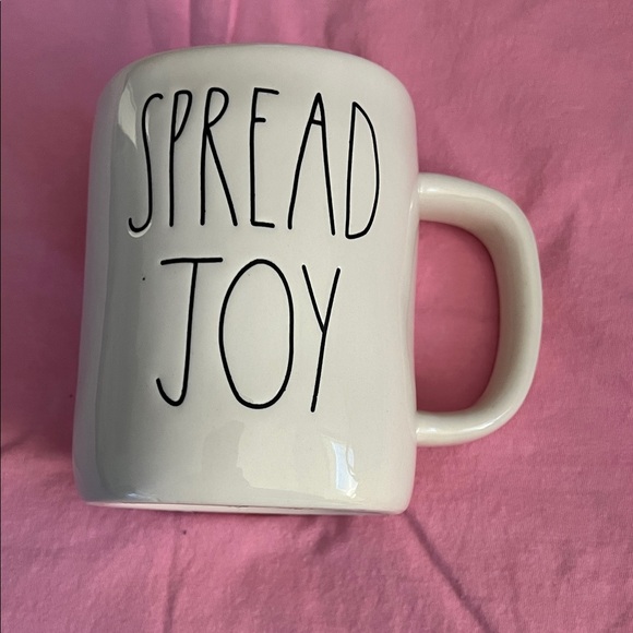 Rae Dunn “Spread Joy” Mug - Picture 1 of 4